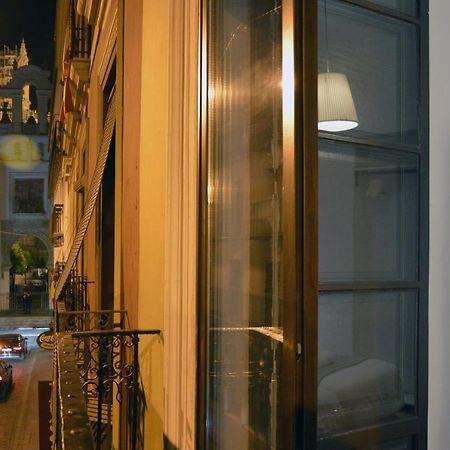 Apartamento Colon 32 Sevilla Dış mekan fotoğraf